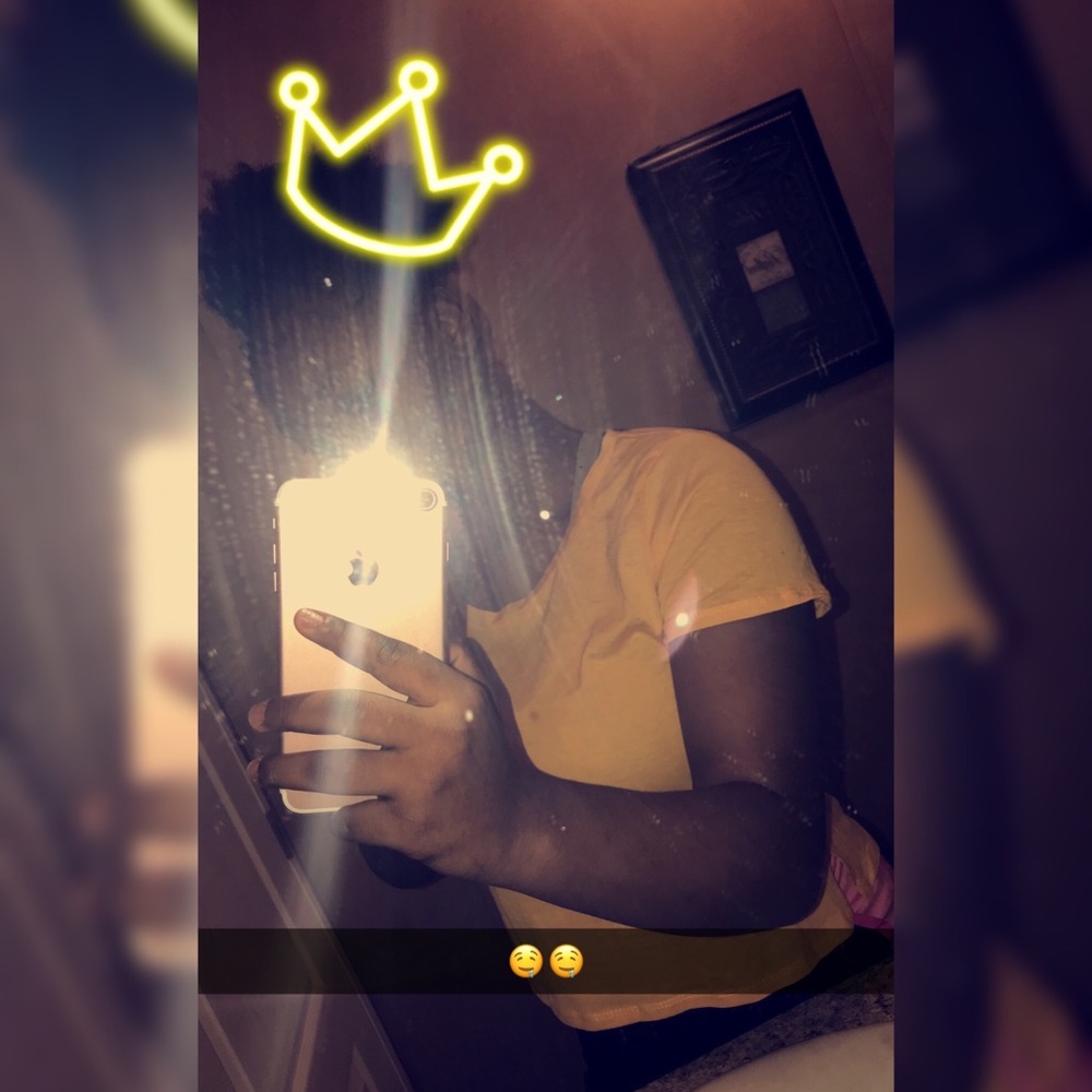 Meet your Posher, Shania